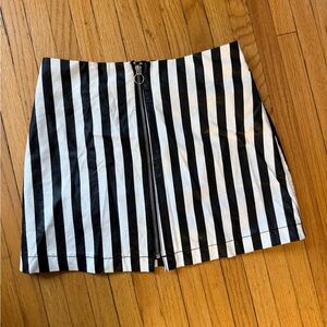 Forever 21 Monochrome Striped Skirt